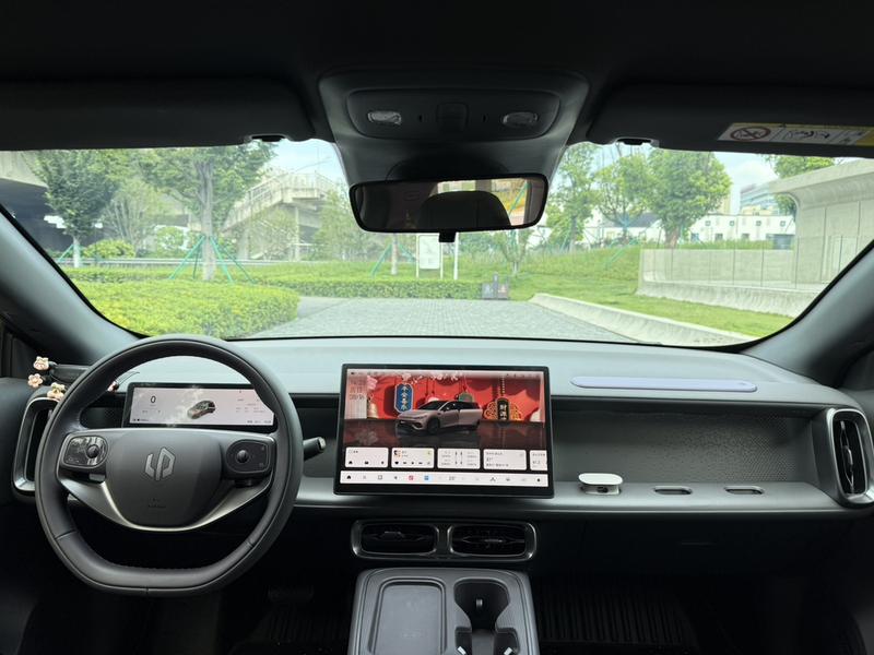 Leapmotor Lafa5, 2025 — фото 7 из 10