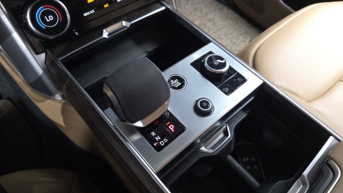 Land Rover Range Rover, 2023 — фото 9 из 12
