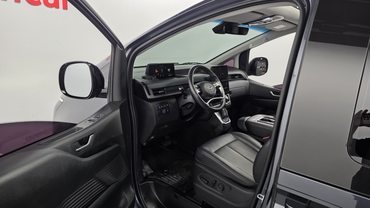 Hyundai Staria, 2022 — фото 9 из 12