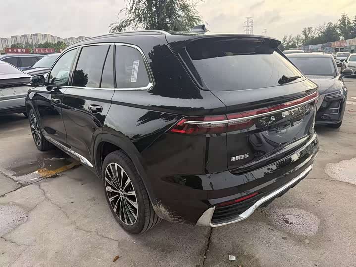 Geely Monjaro, 2025 — фото 7 из 9