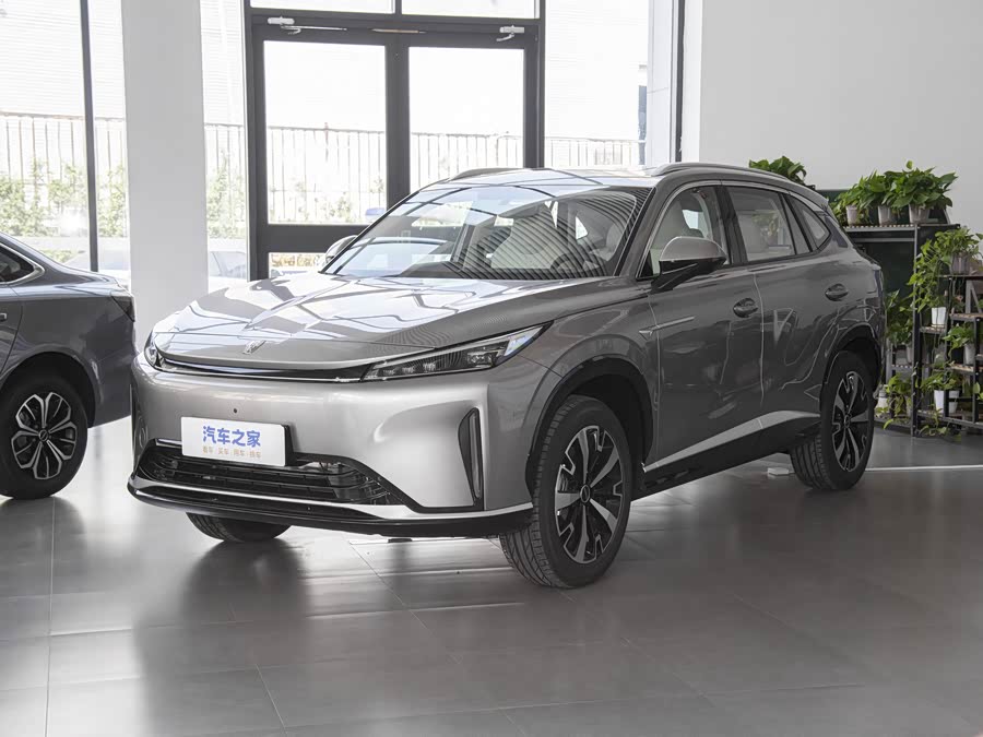 Roewe D5X DMH, 2026 — купить в Владимире под ключ