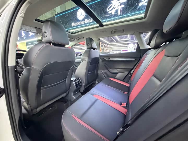 Skoda Karoq, 2022 — фото 9 из 9