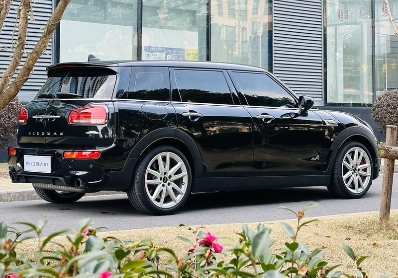 Mini Clubman JCW, 2022 — фото 6 из 9