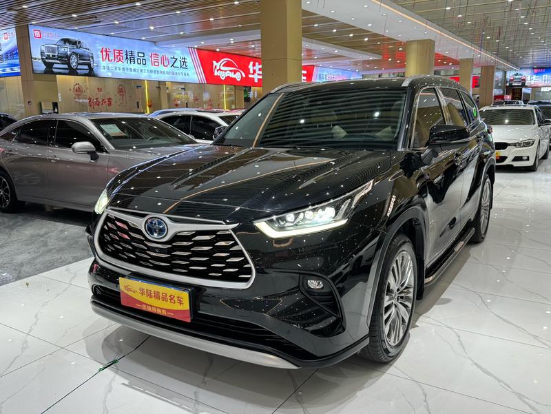 Toyota Highlander, 2021 — купить в Смоленске под ключ