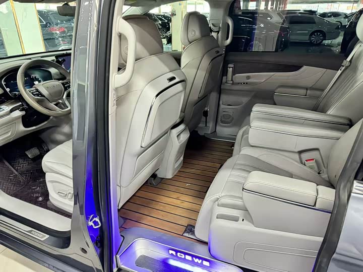 Roewe iMax 8, 2023 — фото 9 из 9