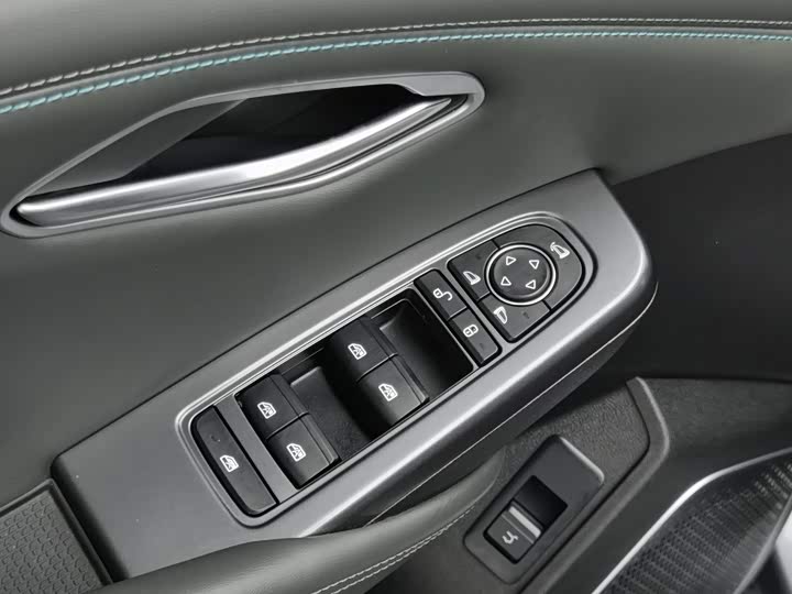 BYD Song L DM-i Hybrid, 2024 — фото 9 из 9
