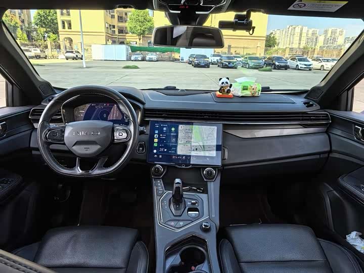 Lynk & Co 01 EM-P Hybrid, 2023 — фото 9 из 9