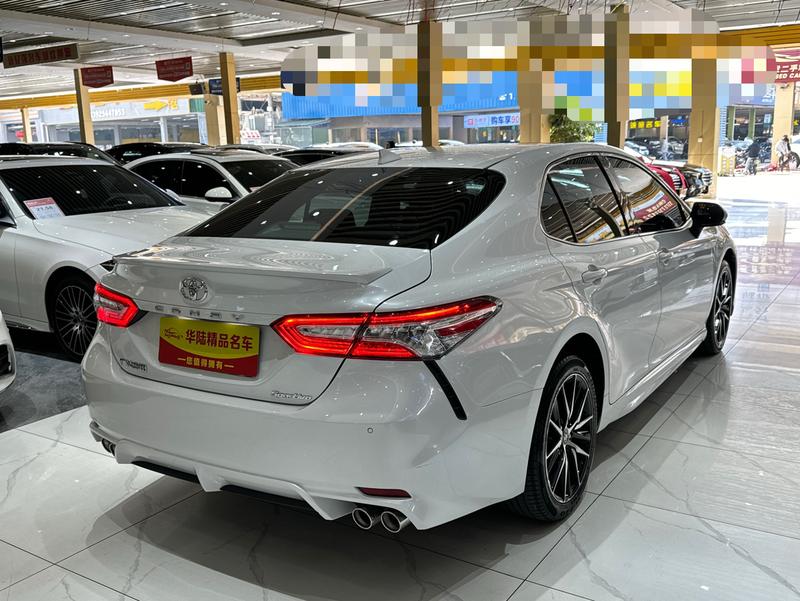 Toyota Camry, 2021 — фото 6 из 12