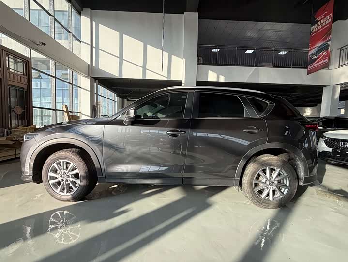 Mazda CX-5, 2023 — фото 6 из 9