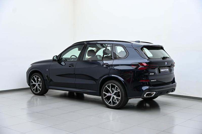BMW X5, 2025 — фото 5 из 12