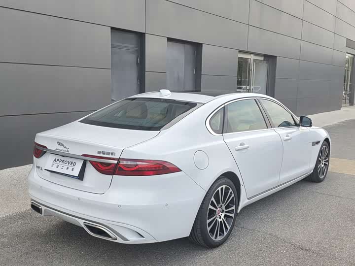 Jaguar XF L, 2025 — фото 6 из 9