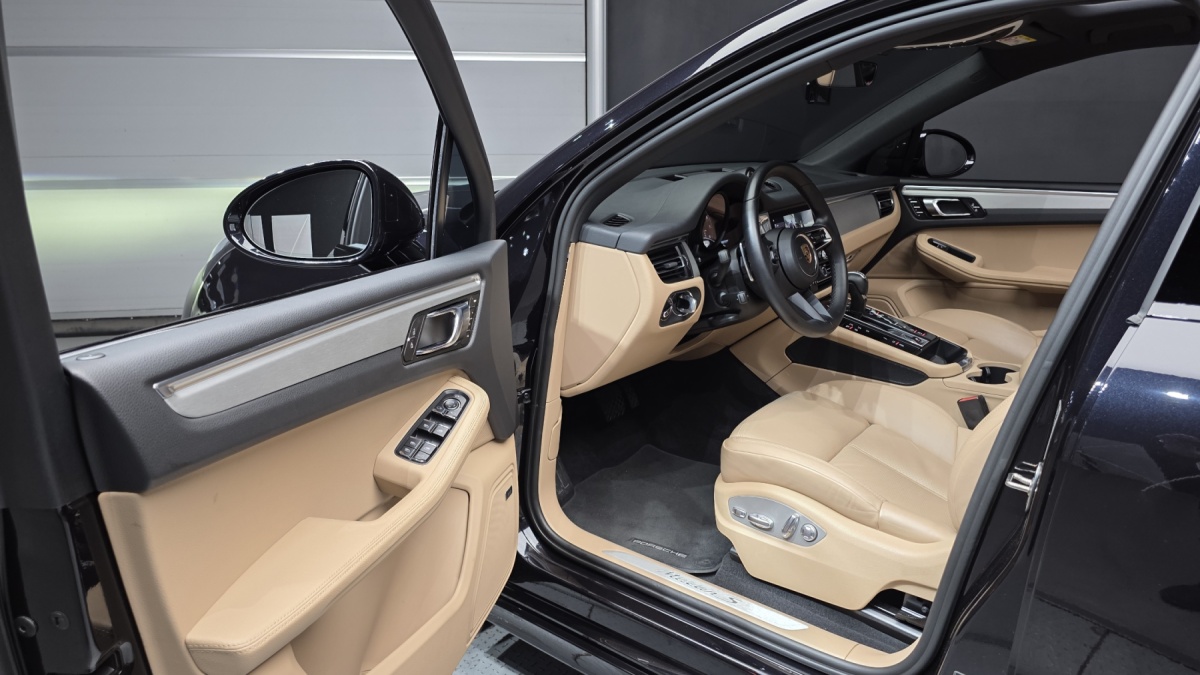 Porsche Macan, 2023 — фото 9 из 12