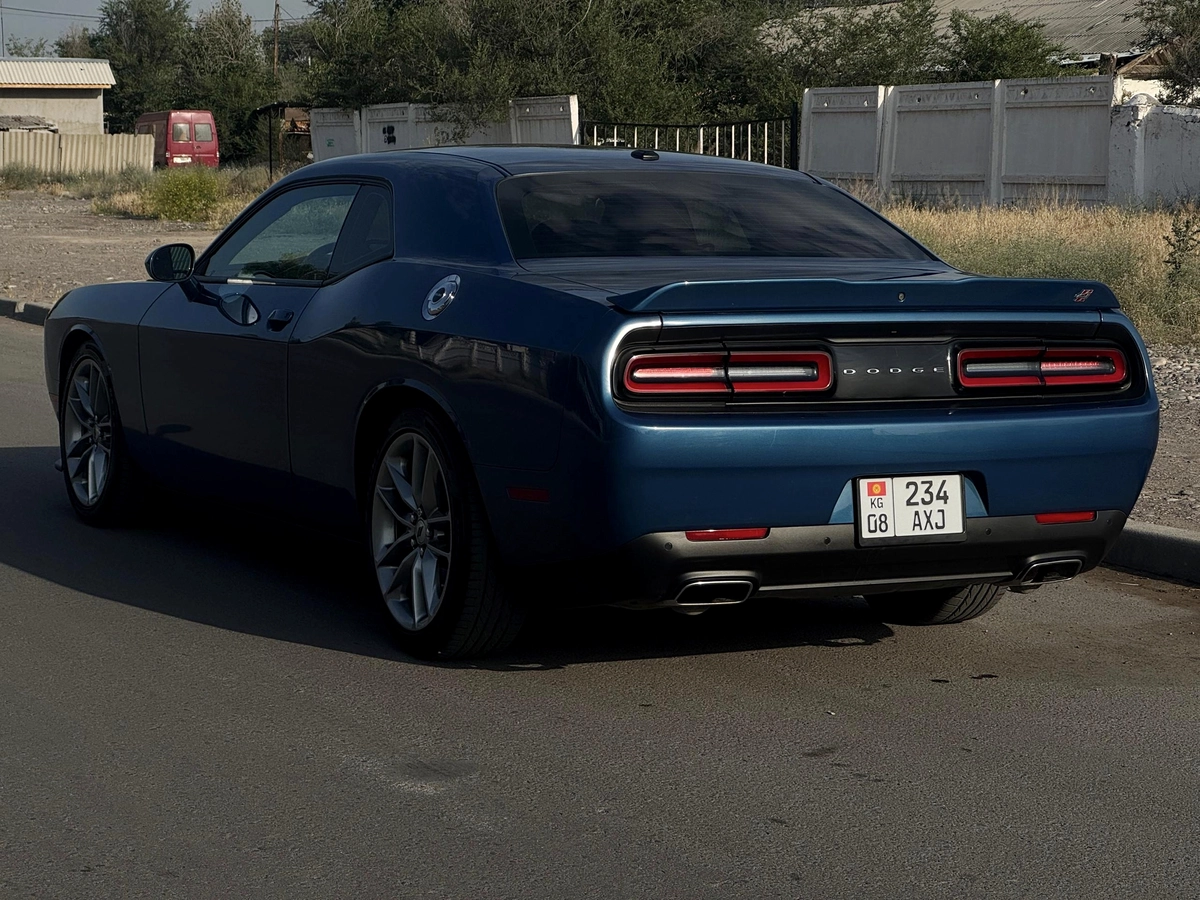 Dodge Challenger, 2021 — фото 2 из 12
