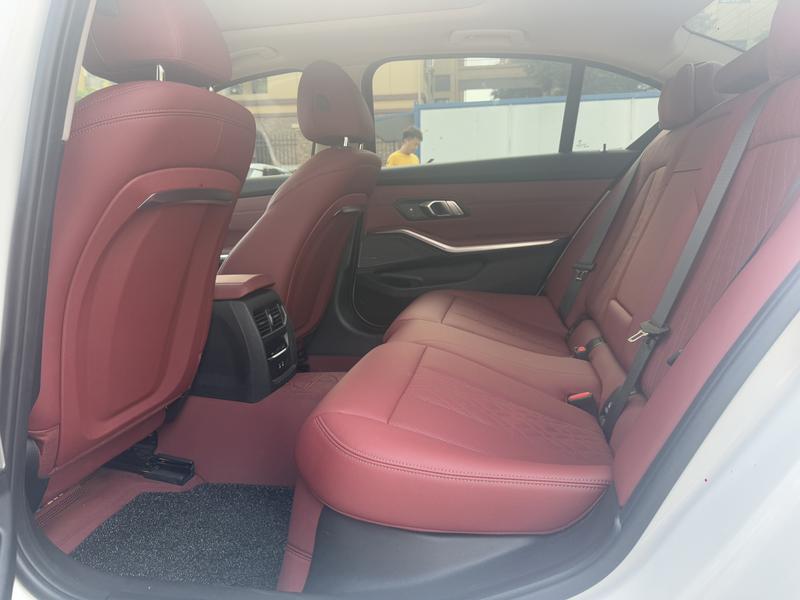 BMW 3 Series, 2025 — фото 9 из 10