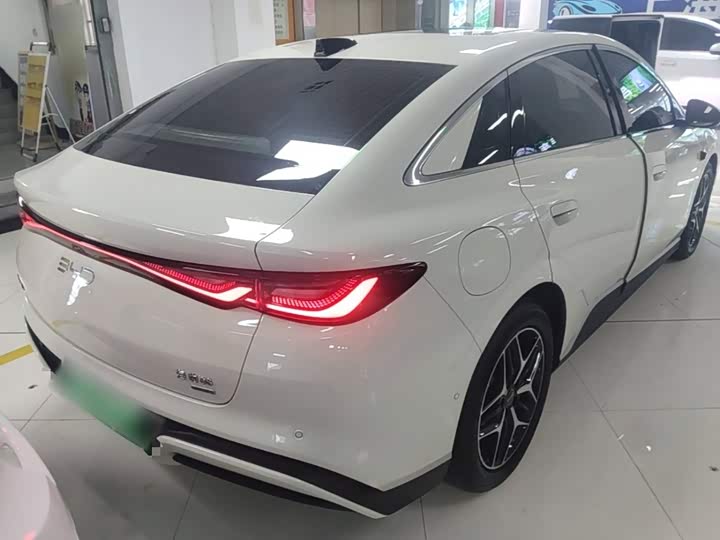 BYD Seal 06 Hybrid/EV, 2025 — фото 7 из 9