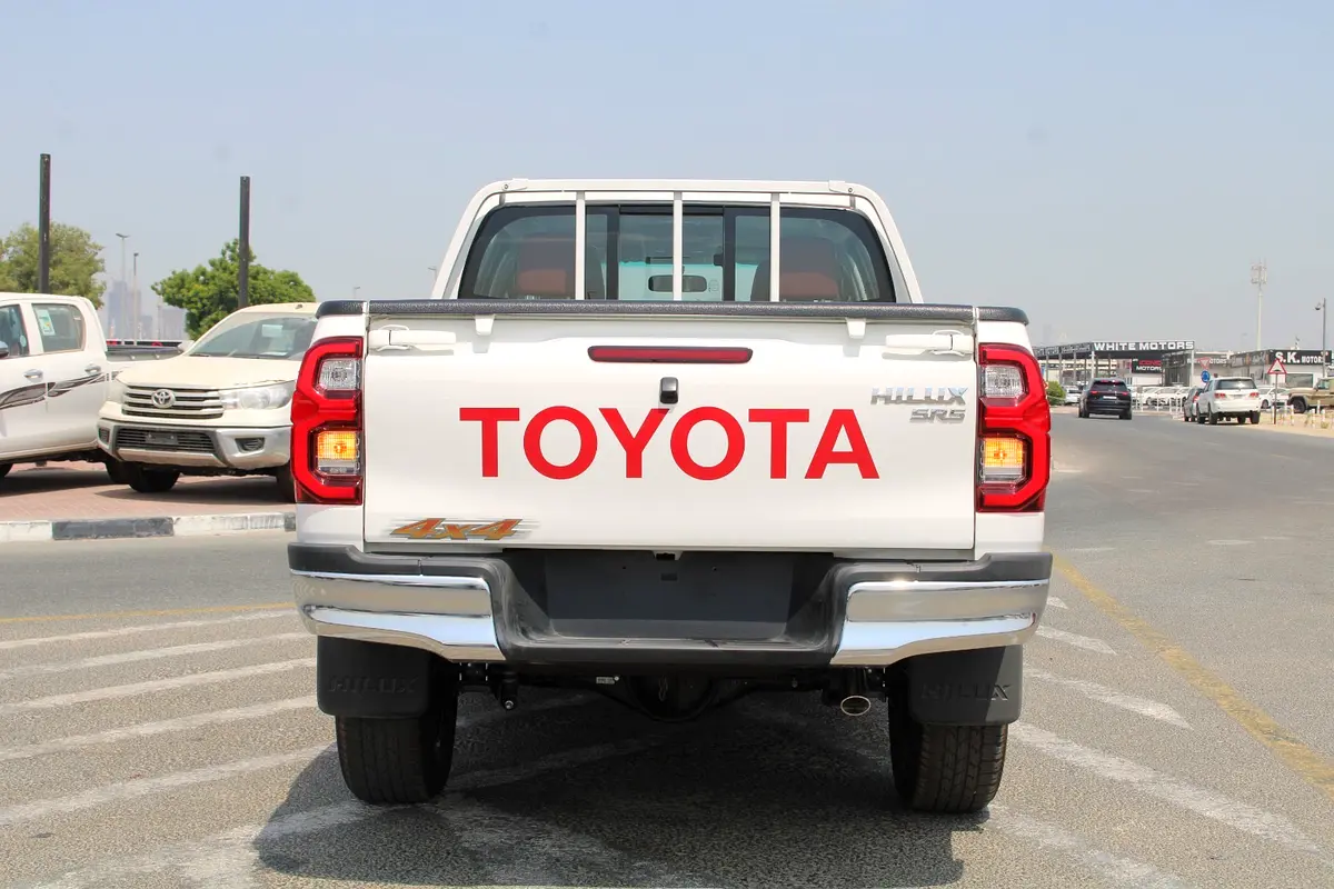 Toyota Hilux, 2026 — фото 5 из 10