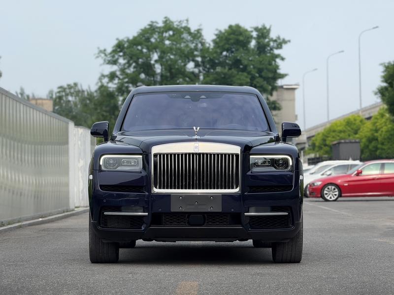 Rolls-Royce Cullinan, 2023 — фото 2 из 12