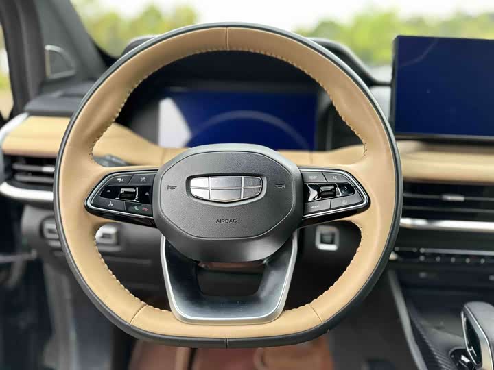 Geely Okavango L, 2023 — фото 4 из 9