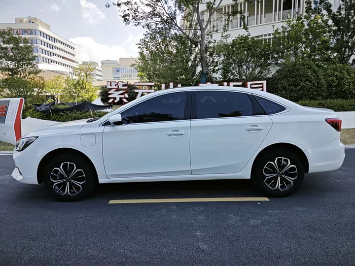 Roewe i6 Max EV, 2023 — фото 3 из 9