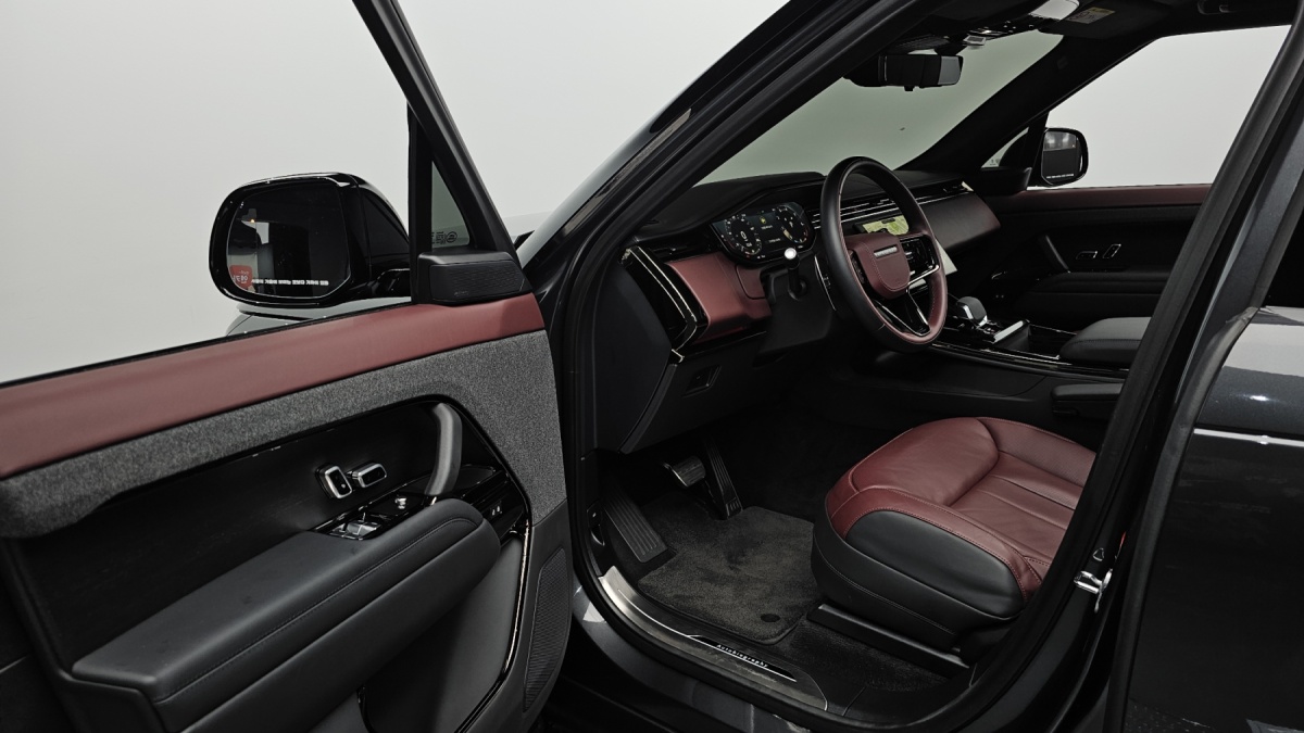 Land Rover Range Rover Sport, 2024 — фото 10 из 12