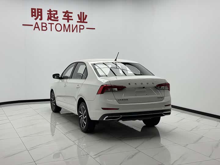 Skoda Rapid, 2022 — фото 8 из 9