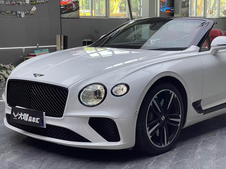 Bentley Continental GT, 2023 — фото 7 из 9