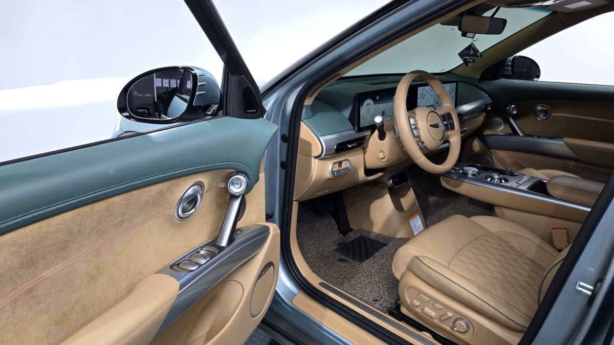 Genesis GV60, 2023 — фото 9 из 12