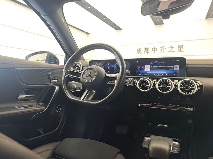 Mercedes-Benz A-Class, 2023 — фото 9 из 9