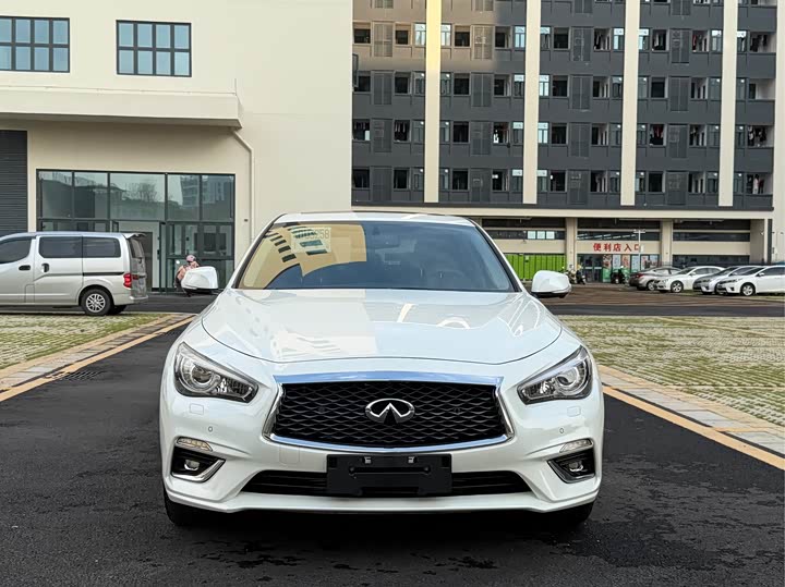 Infiniti Q50L, 2022 — фото 2 из 9