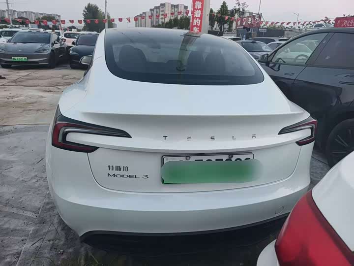 Tesla Model 3, 2025 — фото 8 из 9