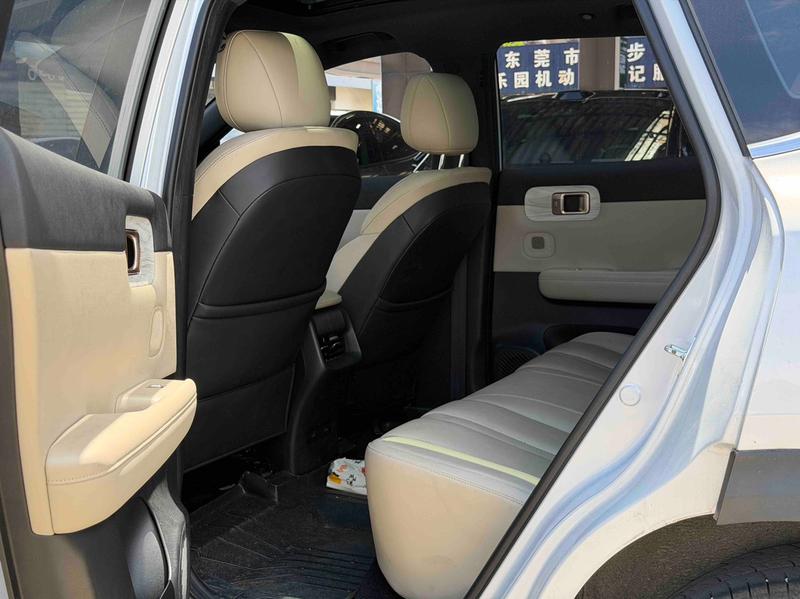 Wuling Starlight S, 2024 — фото 8 из 9