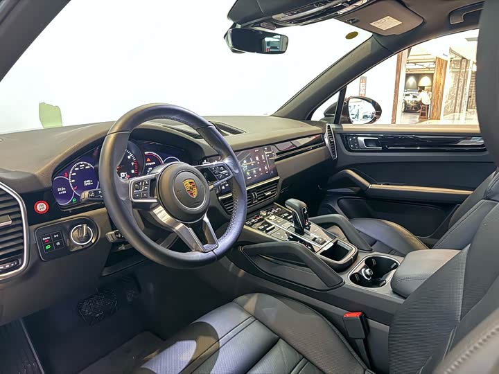 Porsche Cayenne, 2021 — фото 8 из 12