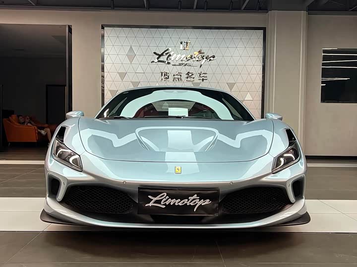 Ferrari F8, 2022 — фото 2 из 9