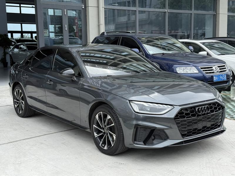 Audi A4L, 2023 — фото 3 из 12