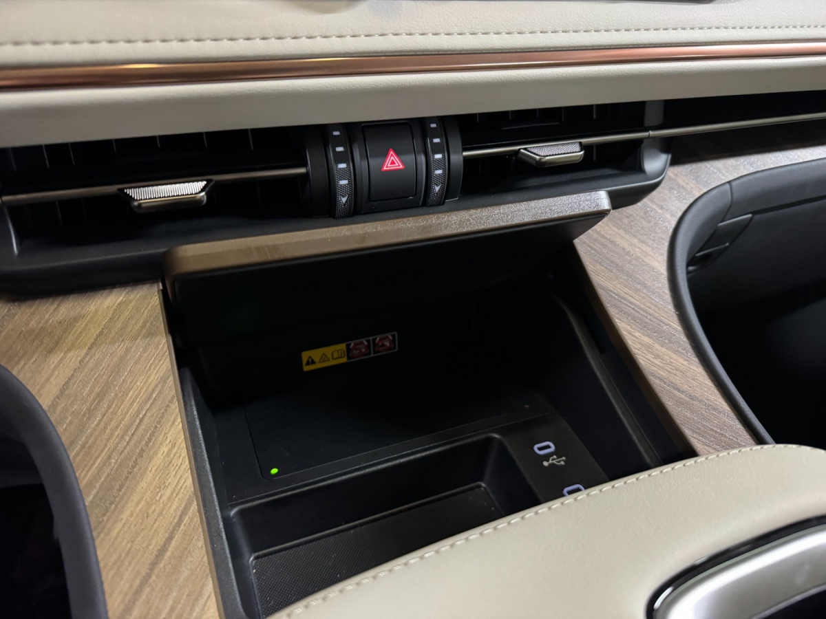 Lexus LM, 2025 — фото 9 из 12