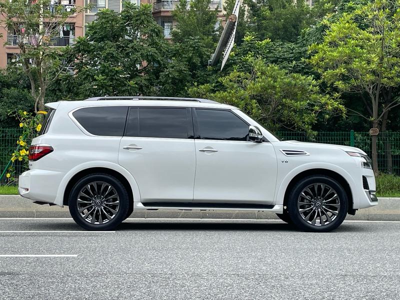 Nissan Armada, 2023 — фото 7 из 12