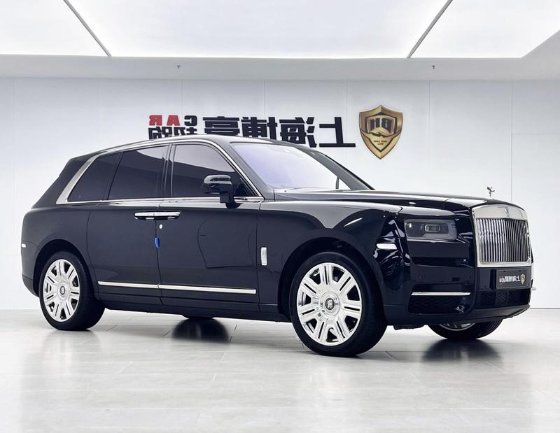 Rolls-Royce Cullinan, 2023 — фото 3 из 8