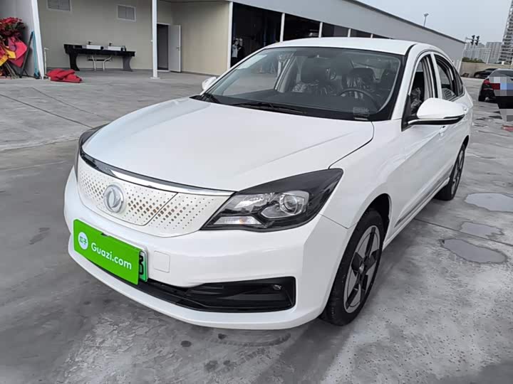 Dongfeng Aeolus E70, 2026 — фото 2 из 9