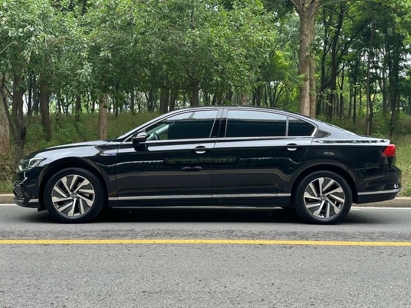 Volkswagen Magotan GTE Hybrid, 2024 — фото 3 из 12