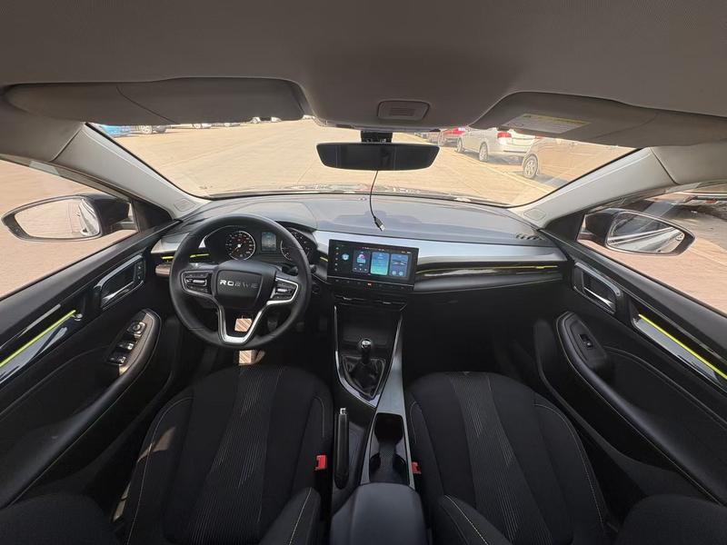 Roewe i5, 2022 — фото 7 из 10