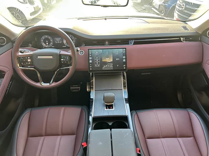 Land Rover Range Rover Evoque L, 2025 — фото 8 из 9