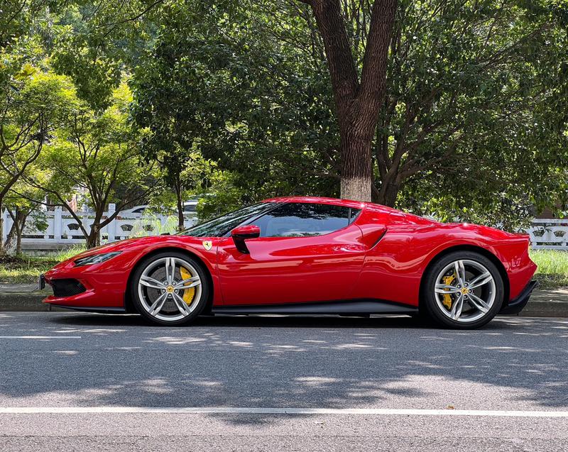 Ferrari 296, 2024 — фото 4 из 12