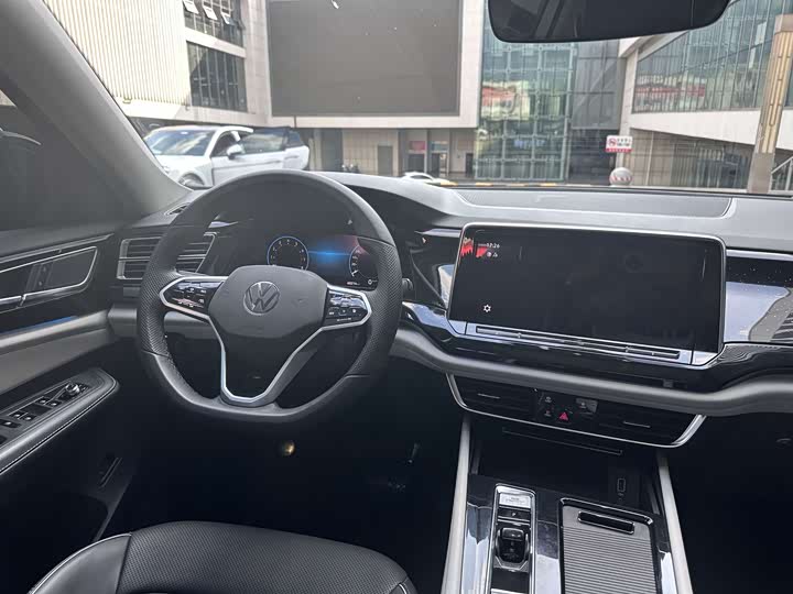 Volkswagen Teramont Pro, 2024 — фото 9 из 9