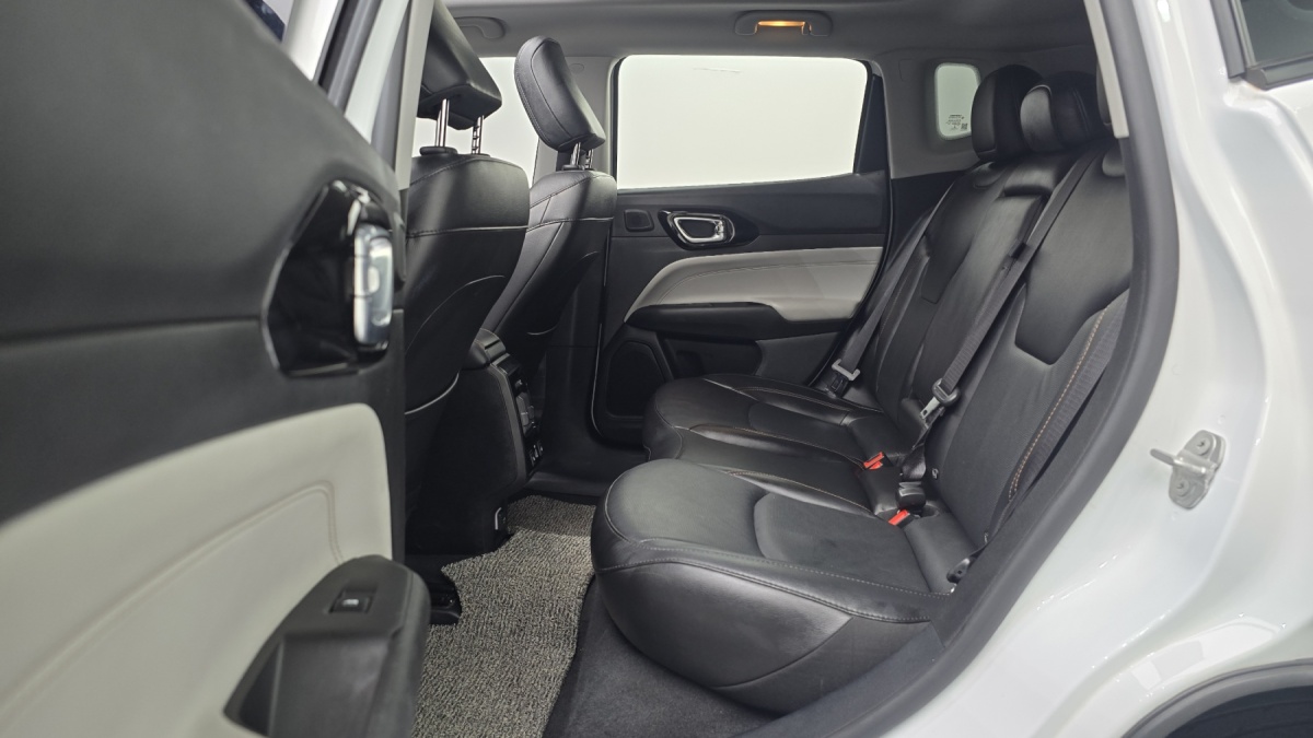 Jeep Compass, 2022 — фото 11 из 12