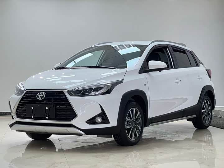 Toyota Yaris L Hatchback, 2022 — купить в Тольятти под ключ