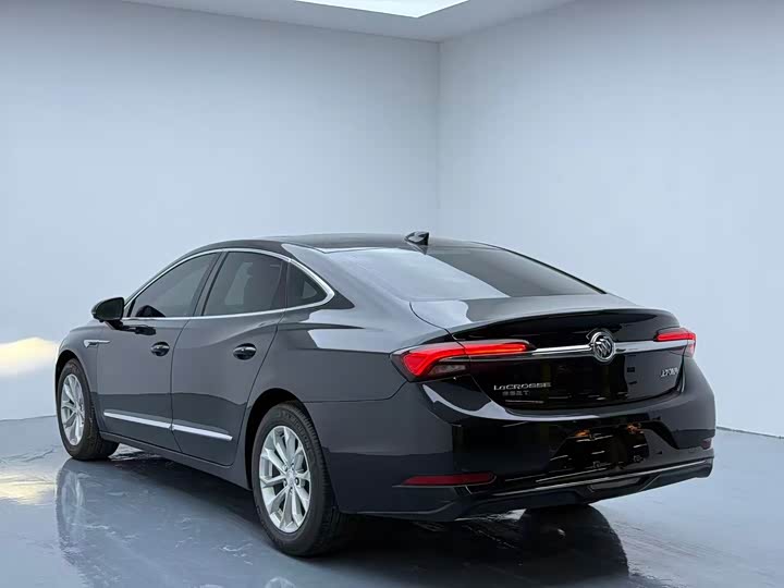 Buick LaCrosse, 2022 — фото 8 из 9