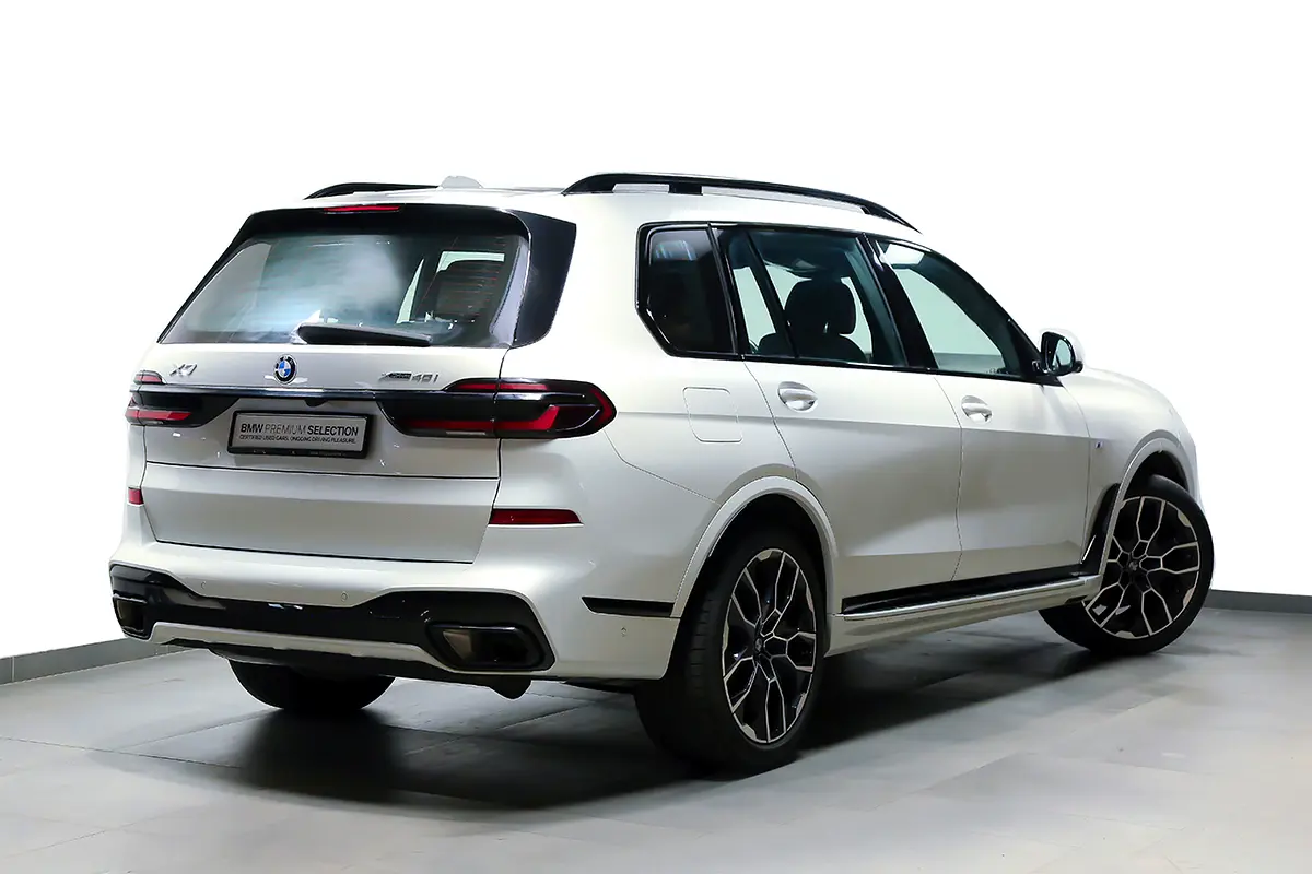 BMW X7, 2026 — фото 4 из 10