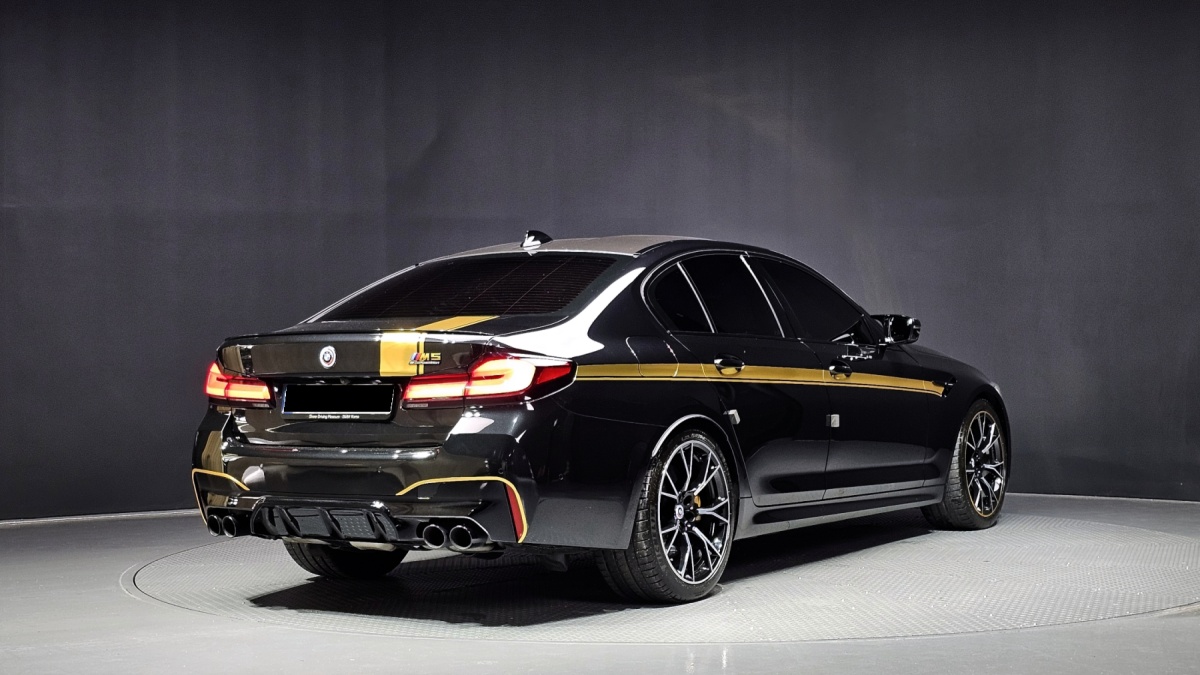 BMW M5, 2022 — фото 2 из 12