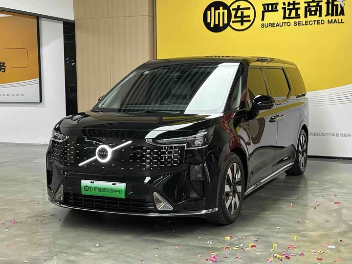 Volvo EM90, 2024 — купить в Владимире под ключ