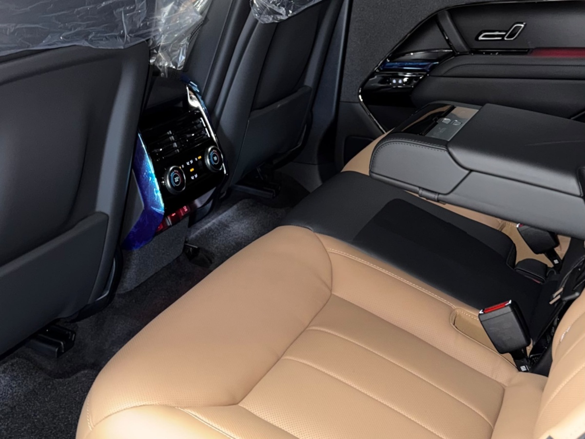Land Rover Range Rover Sport, 2026 — фото 6 из 10